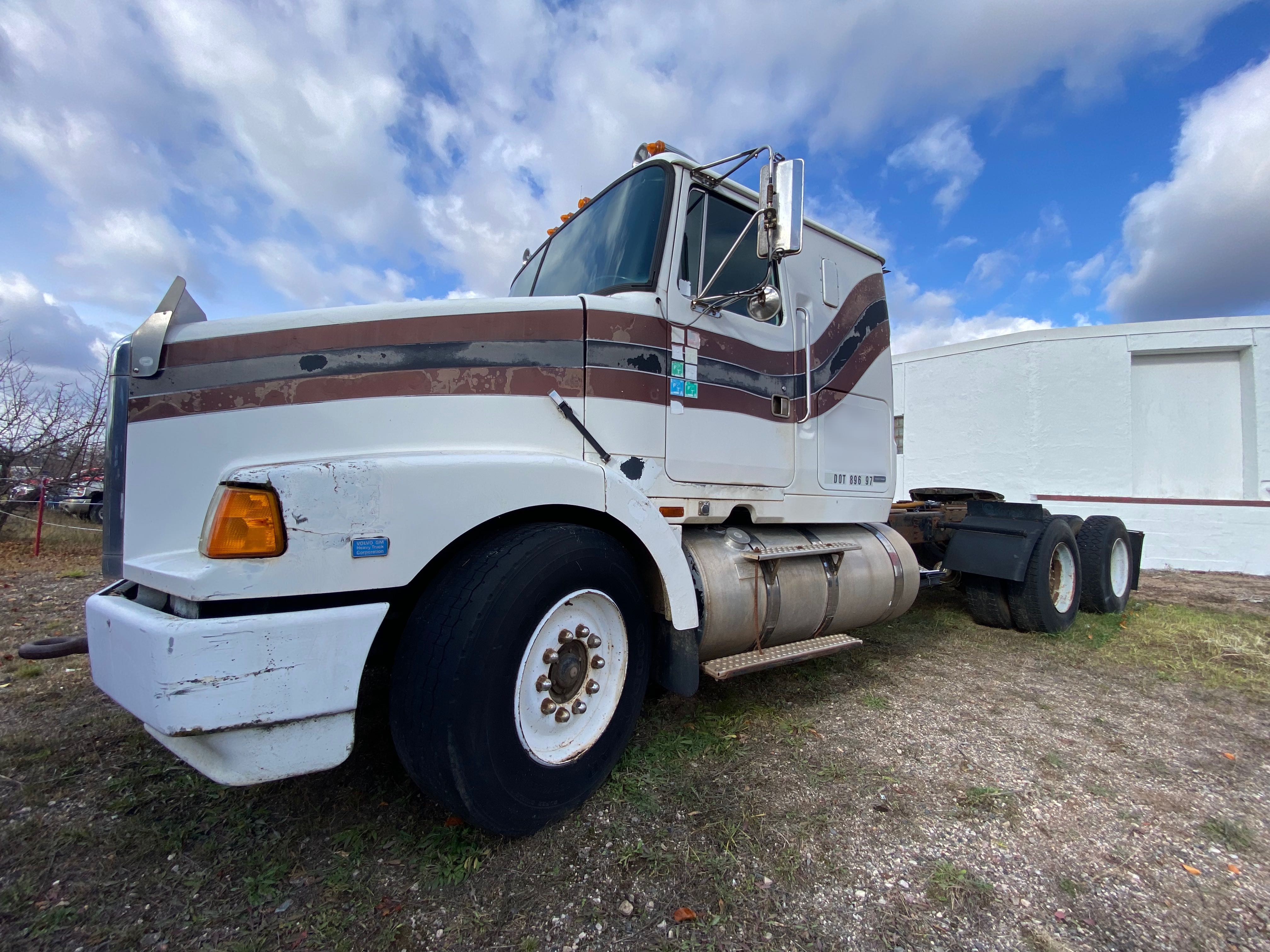 1986 WHITE Sleeper - Image 2